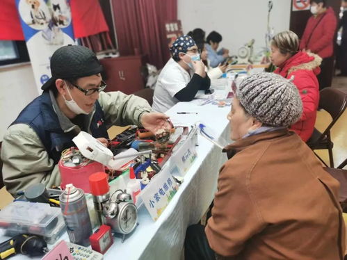科技助老，智慧便民——仙霞慧生活學雷鋒活動獲居民點贊